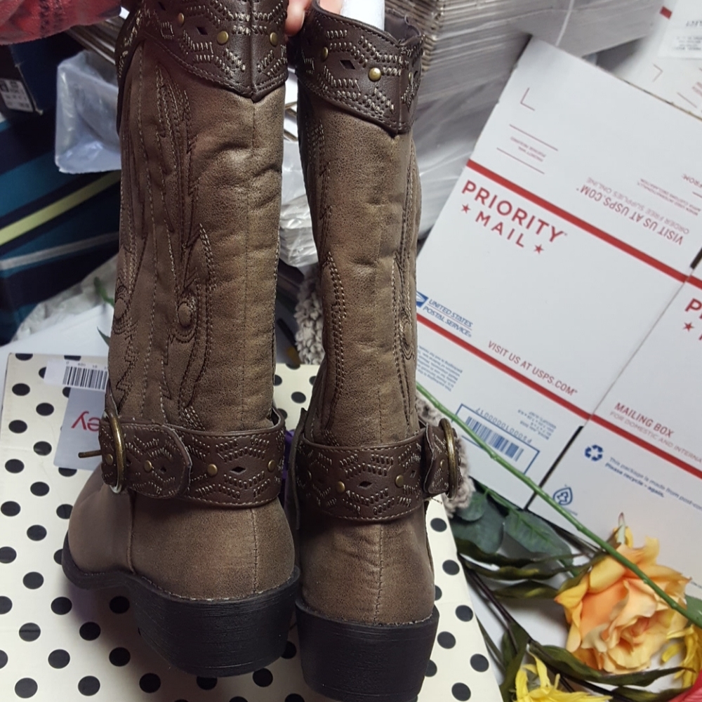 ⚡️❤️👢NIB womens Dolce mojo moxy taupe boots size 7M⚡️❤️👢 - Picture 3 of 9